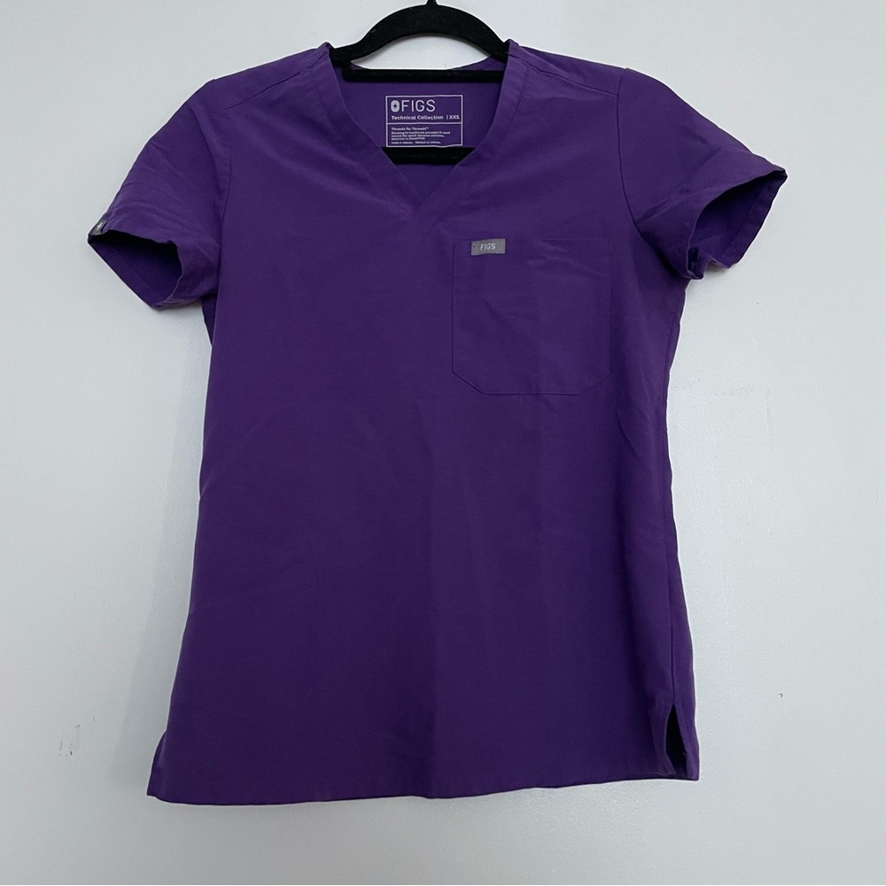 Women’s FIGS Catarina One-Pocket Scrub Top Ultra Violet 1705 Size XXS